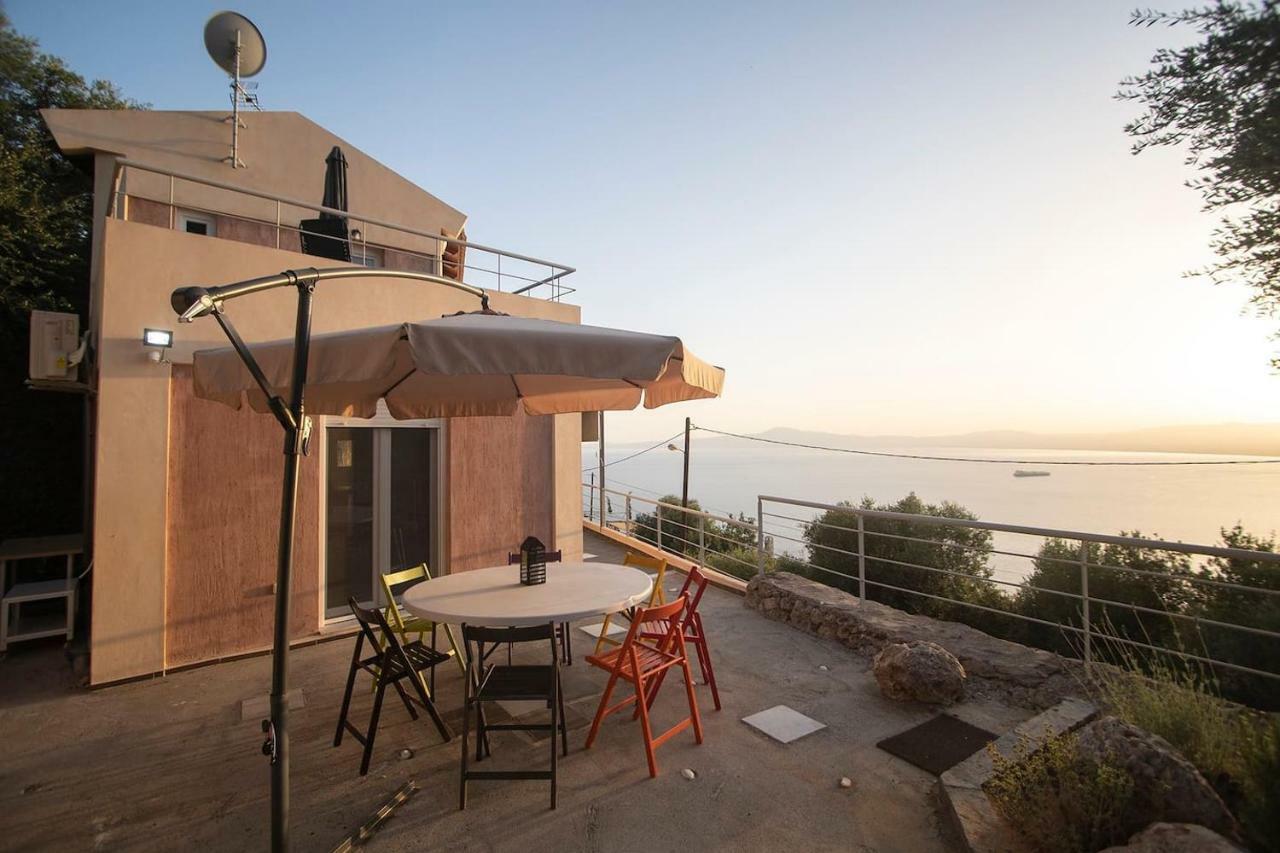 Messinian Sunset Villa Kalamata Exterior foto